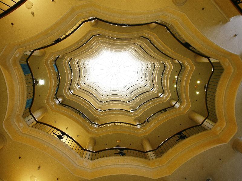 Occidental Leon Alfonso V Hotel Екстериор снимка